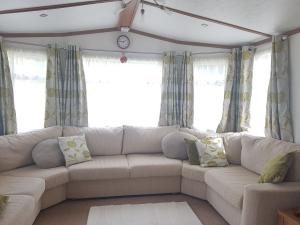 22M-carnaby-ridgeway-lounge