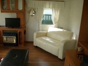 81lm-abi-livingroom-new