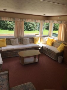 willerby-sailsbury-10tc-livingroom 